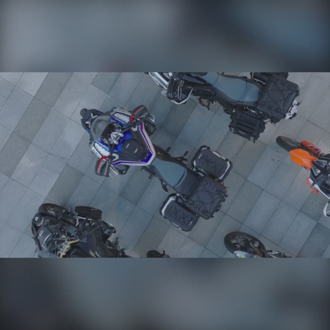 加载视频：